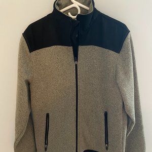 Men's Izod zip up performance fleece size small